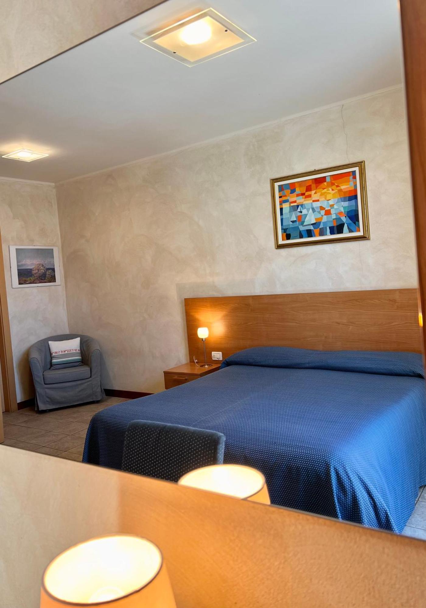 Bed and Breakfast Acqua Di Mare Бордігера Екстер'єр фото
